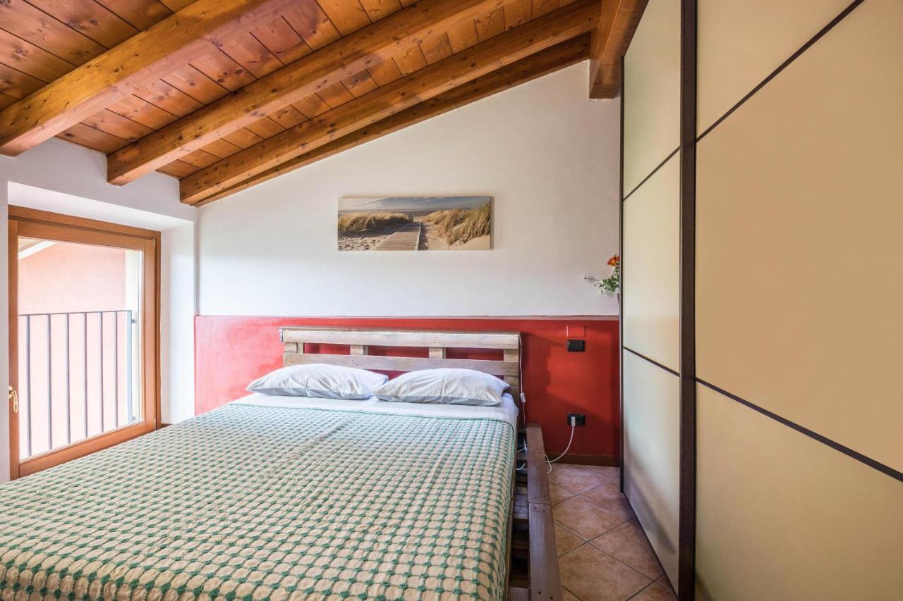 Appartement Casa Mandello à Salò Extérieur photo
